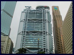 HSBC Bank Building, Sir Norman Foster's masterpiece, was the most expensive buildning in the world when it opened in 1985. The 44-storey, 179m tall building, is today dwarfed by taller skyscrapers, but remains unique. It is the headquarters of Hong Kong and Shanghai Bank Corp (HSBC) and is considered to have the city's best feng shui (balance).